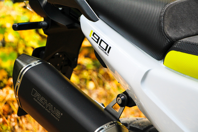 Husqvarna Norden 901 – Seikkailupyörien aatelinen