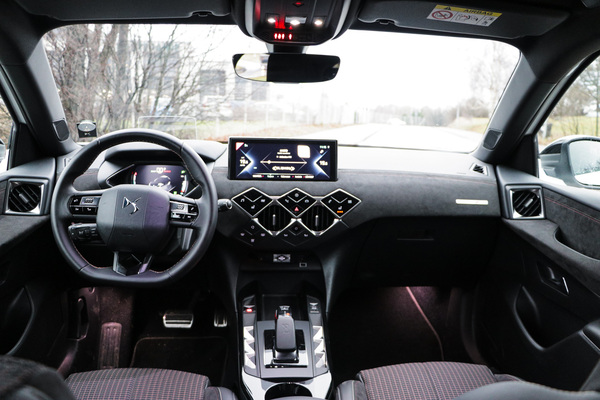 DS3 Crossback E-Tense – Luksusta sähköllä