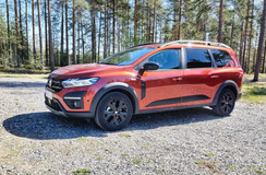 Dacia Jogger - paljon edullista tilaa perheautoiluun
