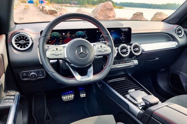 Mercedes-EQ EQB - sähköinen ja tyylikäs tilaihme