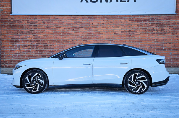 Volkswagen ID.7 - Isompaa ja aiempaa parempaa Volkswagen ID.7 - Isompaa ja aiempaa parempaa
