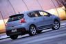 Peugeot 3008 HYbrid4: Ensimmäinen laatuaan