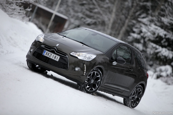 Citroen DS3: Persoonaa suoraan tehtaalta