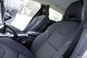 Volvo V40 Cross Country: Katumaasturin elkeitä