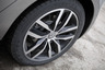 Volkswagen Golf: Isoin harppauksin kohti Premium-tunnelmaa