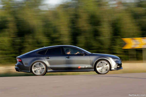 Audi RS7 – Kaunotar ja tehohirviö