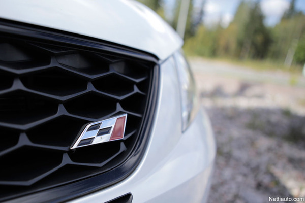 Seat Cupra – Kylmää kyytiä GTI-luokalle
