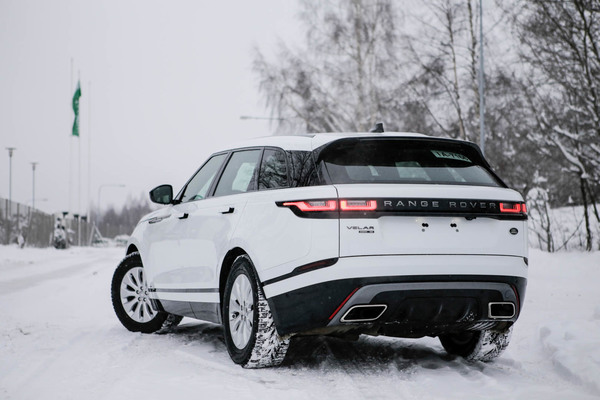 Range Rover Velar – Katumaasturi suoraan catwalkille Range Rover Velar – Katumaasturi suoraan catwalkille