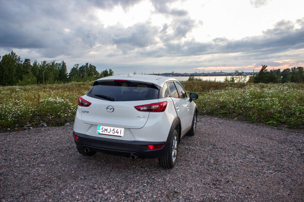Mazda CX-3 – Sporttinen kaupunkiratsu Mazda CX-3 – Sporttinen kaupunkiratsu