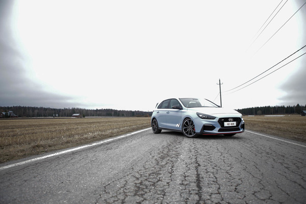 Hyundai i30N – Rallipolulta perheautoksi