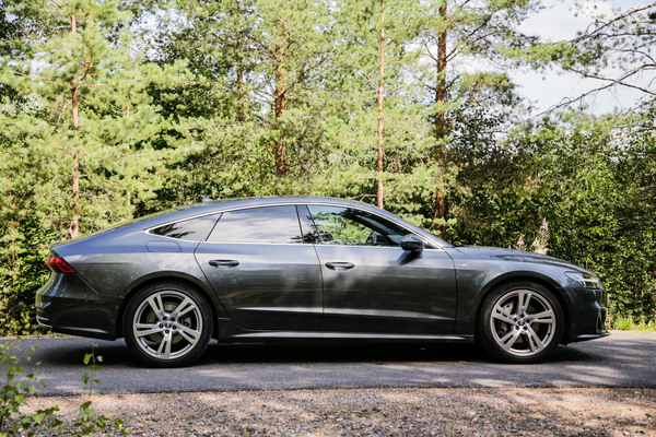 Audi A7 – Oikeista aineksista leivottu coupélimppu Audi A7 – Oikeista aineksista leivottu coupélimppu