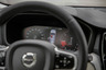 Volvo V60 – Isoveljensä vartija