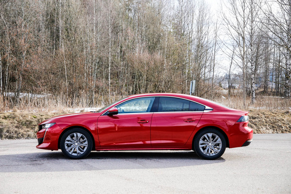 Peugeot 508 – linjakas laatulimppu Peugeot 508 – linjakas laatulimppu