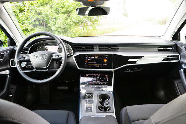 Audi A6 – kuin taikamatolla