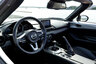 Mazda MX-5 = avoauto + urheiluauto = 30 000 €
