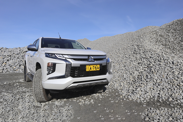 Mitsubishi L200